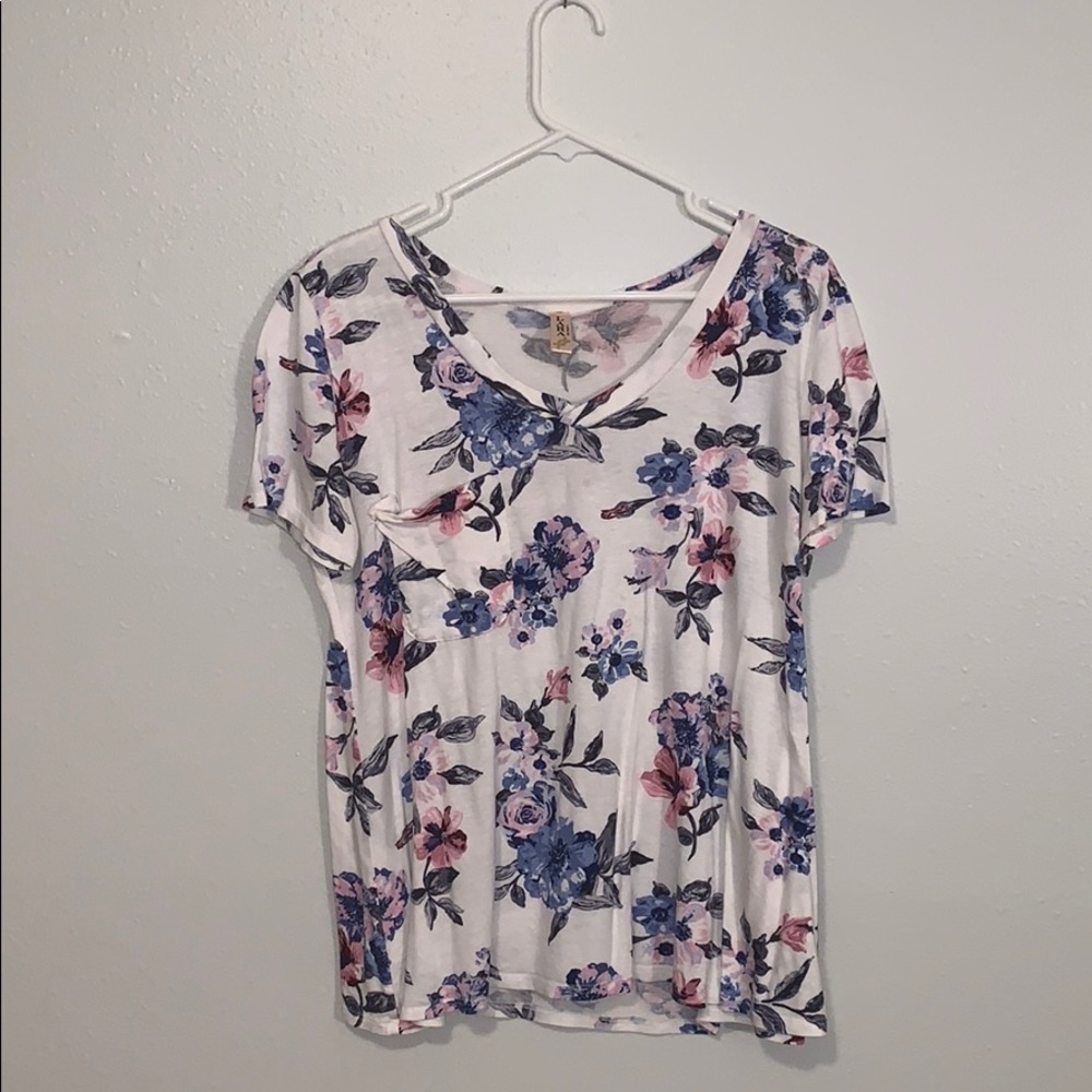 Lara floral t-shirt
